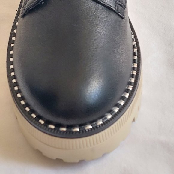 Kenneth Cole Women's Radell Lace up Leather Boots - Picture 4 of 5